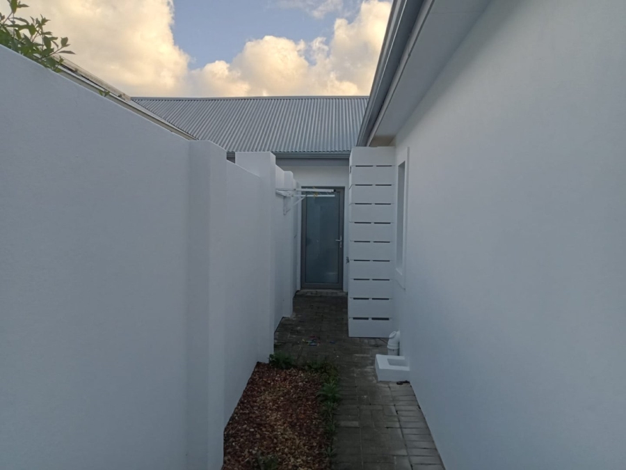 To Let 3 Bedroom Property for Rent in Mont Fleur Mountain Estate Western Cape